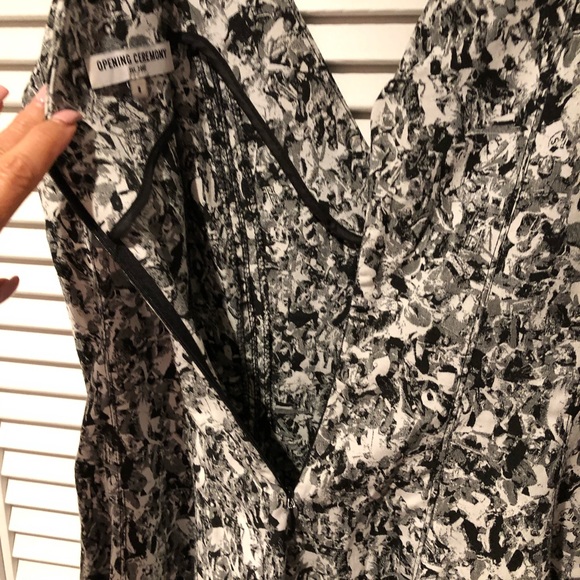 Dress - Picture 3 of 4